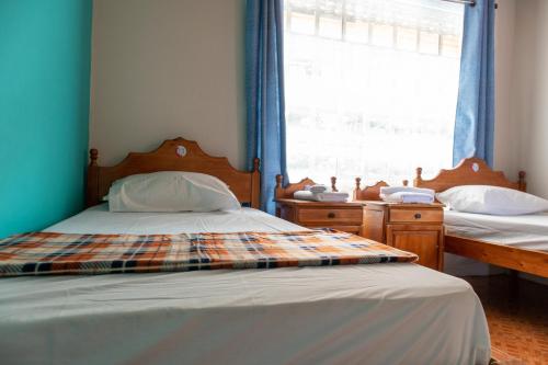 Mixed Dormitory Room image 3