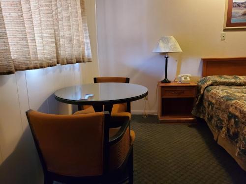 Sands Motel - image 5