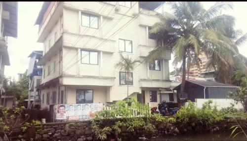 Koyas Gents Hostel
