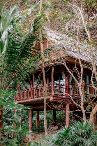 Ao Nang Cliff View Resort