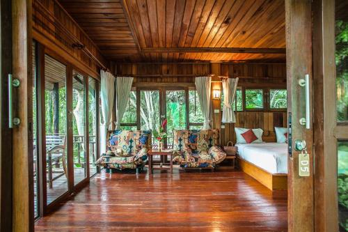 Ao Nang Cliff View Resort