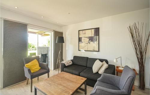 Stunning Apartment In Væggerløse With Wifi And 1 Bedrooms in Idestrup