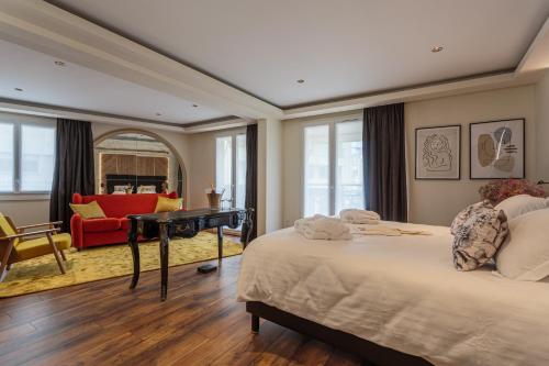 Grand Tonic Hotel & SPA NUXE in Biarritz