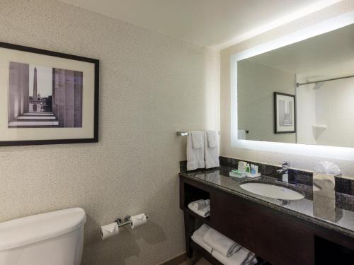 Holiday Inn Washington Capitol-National Mall by IHG in Washington, USA