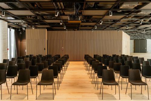 Nobu Hotel Warsaw - image 4