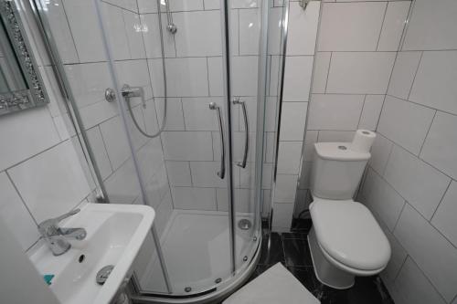 Holland Inn Hotel - image 8