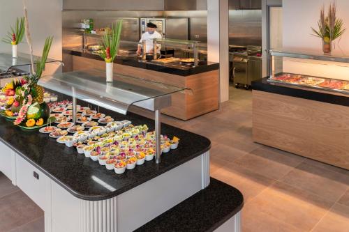 4R Hotel Meridià Mar - image 3