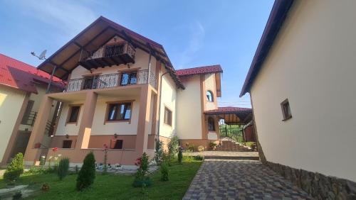 Гостинний Двір Вишня, Bukovel