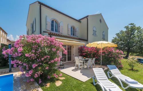 Villa Bella Vista with Sea View in Cervar-Porat