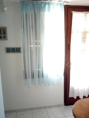  Violetta Studios & Apartments in Milína