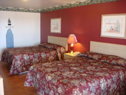 Eagle Pass Inn - main image
