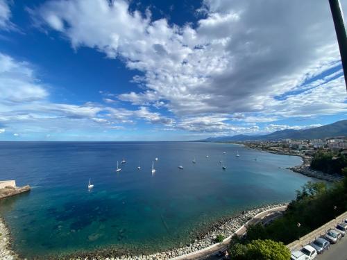 巴斯提亚市中心热门海滩酒店 | 查看巴斯提亚市中心受欢迎的海滩酒店