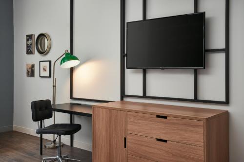 Standard Double Room with Two Double Beds