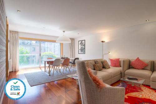 Pretty Porto Apartment by SOULSHARING.PORTO, Porto
