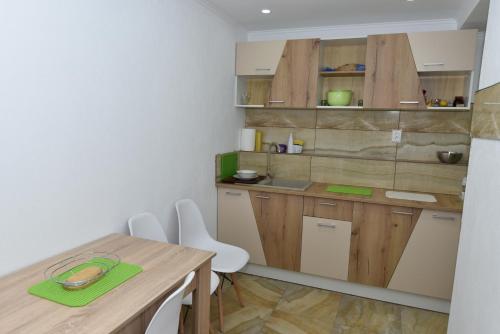 CASA TUDOR in 布什泰尼