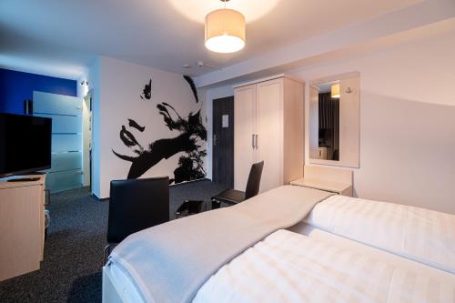 Hotel Deutscher Hof - image 7