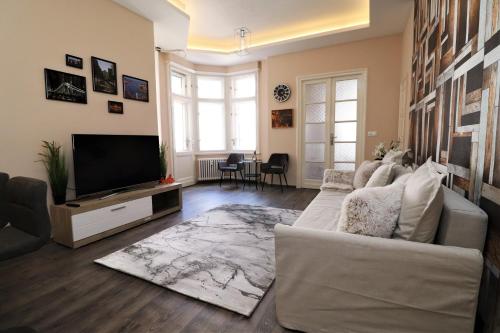 King Charles Residences - image 13