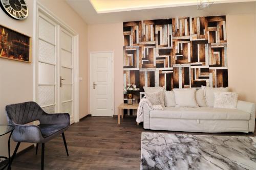 King Charles Residences - image 10