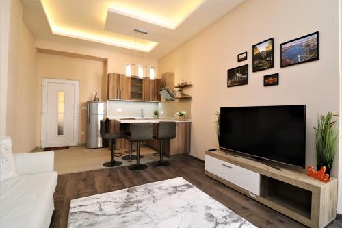 King Charles Residences - image 11