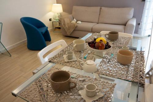One-Bedroom Apartment image 10