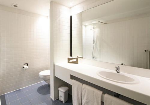 Hotel Cortina - image 14