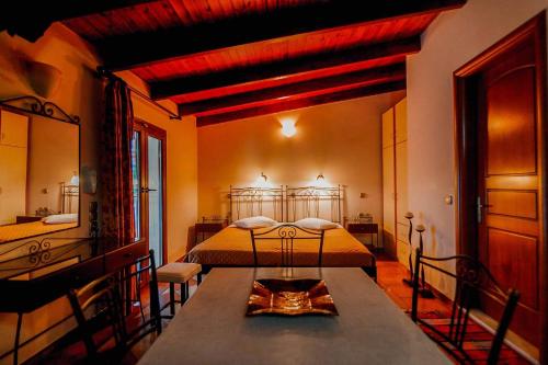 Elpidas house 3