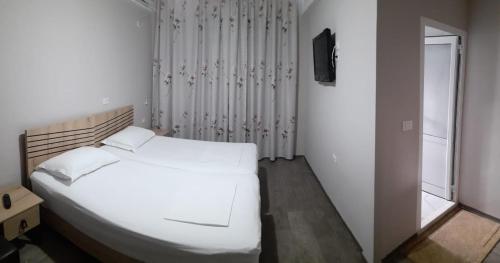 Hotel Permeti - image 3