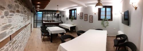Hotel Permeti - image 2