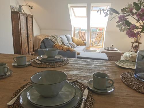 Ēdiens un dzērieni, Ferienwohnung mit Alpenblick in Antdorf