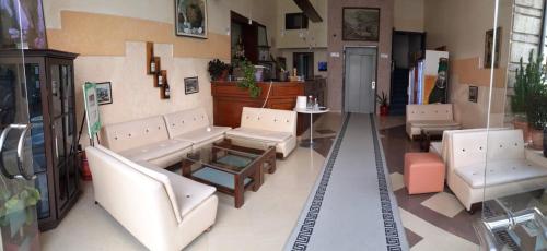 Hotel Permeti - image 14