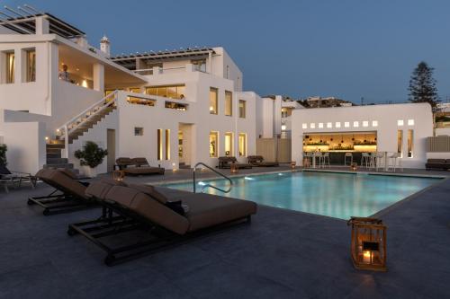264741981 Rochari Hotel