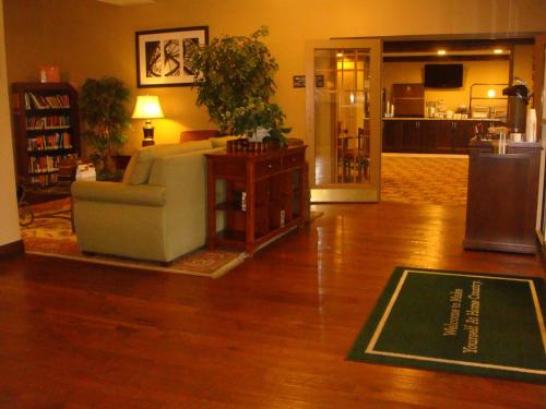 Country Inn & Suites by Radisson Norcross GA - image 14