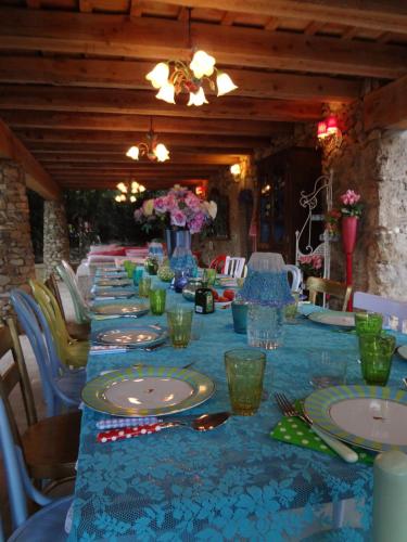 Étterem, Can Portell by 123ole, B&B - Casa Rural in Cornella De Terri