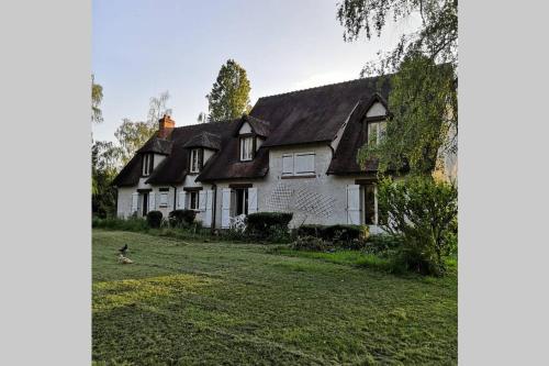 Superbe vue sur étang gîte à louer Chasnay