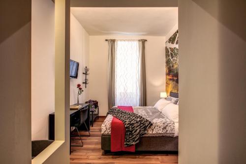 Monticello apartment via Cavour