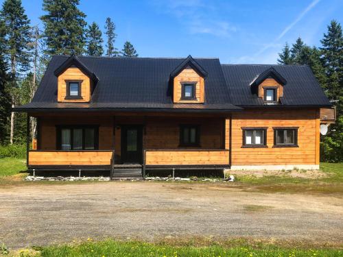 Chalet Diel in Grandes-Piles (QC)