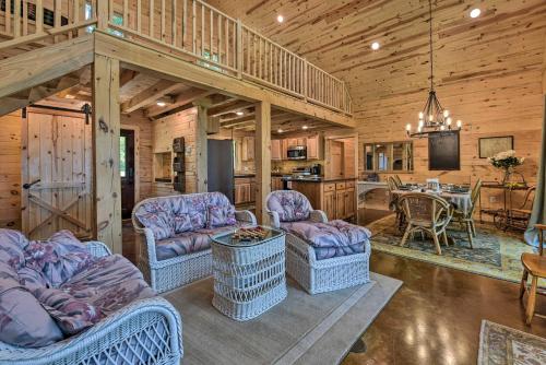 Spacious Pearl Lake Retreat with Yard and Private Dock in Willmar (MN)