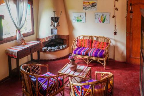 Azul Humahuaca Hostal