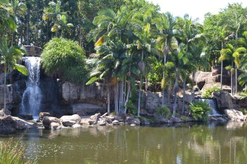 Rockhampton Riverside Central Hotel Official