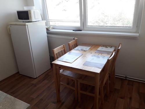 Facilities, Penzion Koupaliste in Litomerice