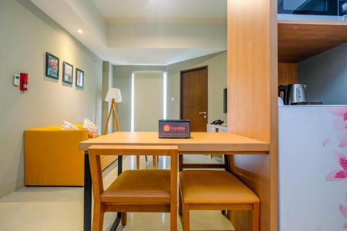 One-Bedroom Apartment image 2