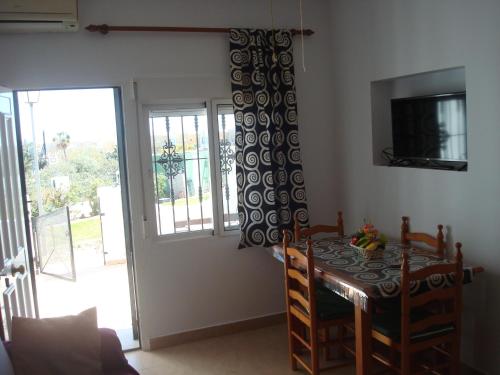  Impressive apartment in ground floor with terrace of 2 rooms, A A and pool 2 in Playas de Vera