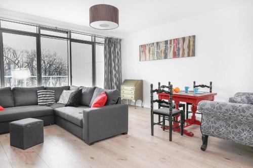 Two-Bedroom Apartment image 4