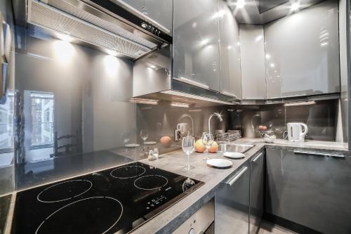 Two-Bedroom Apartment image 5