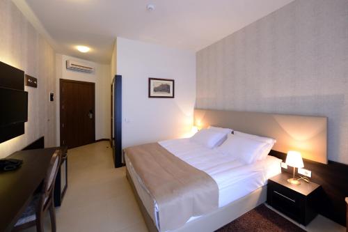 Hotel Majdan - image 11