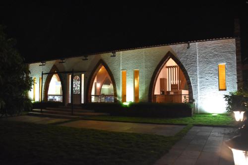 Restaurant, Nostravila in Lonavala