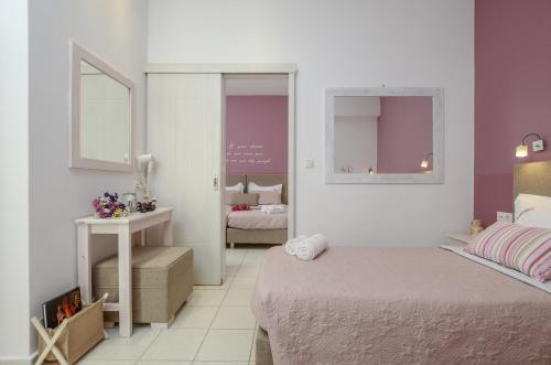 2 bedrooms, 4 beds