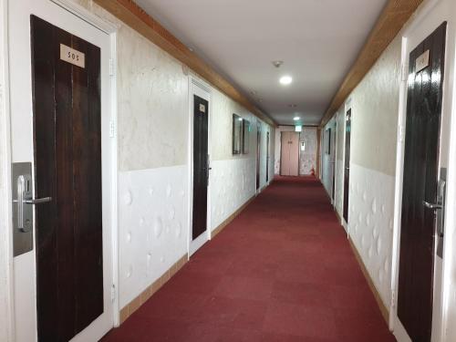 设施服务, 绿与蓝酒店 (Green and Blue Hotel) in 平昌