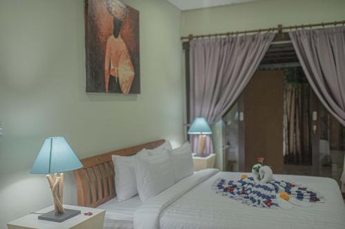 Theo Villa - 2 bedroom - Tap to explore photos