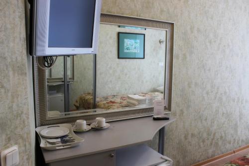 Nevsky 105 Hotel - image 4